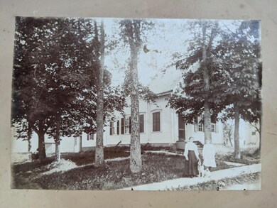 Antique Photo of 106 Pleasant St