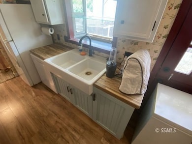 5037 Shawnee Rd, Weldon, CA 93283 - photo 7