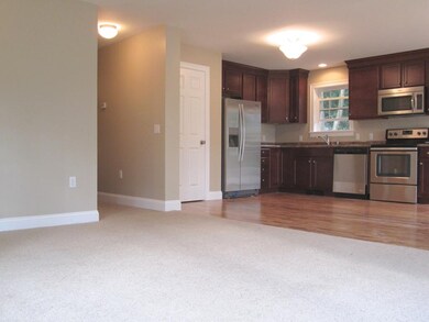 1 Donald Rd, MerriMacK, NH 03054 - photo 3