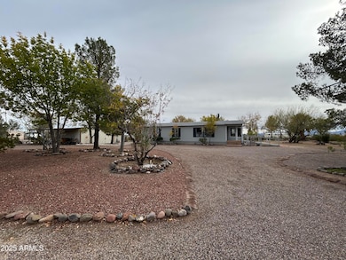 5374 S Emory Rd, Safford, AZ 85546 - photo 2