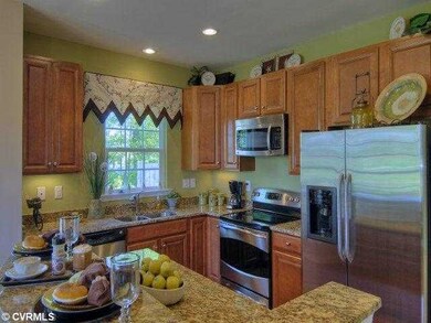 Kitchen - Sample photo from Ryan Homes picture lib