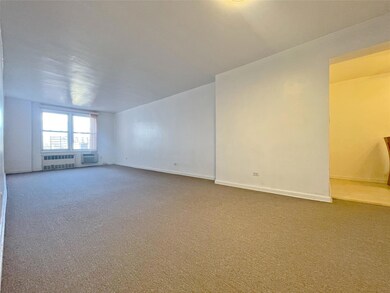 Imperial Sanford unit 5, Flushing, NY 11355 - photo 2