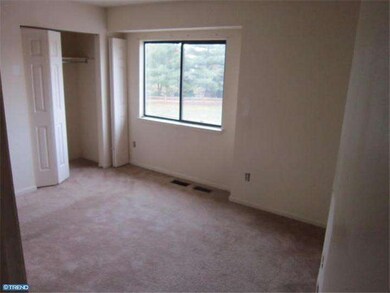 3 Aidone Dr, New Castle, DE 19720 - photo 2