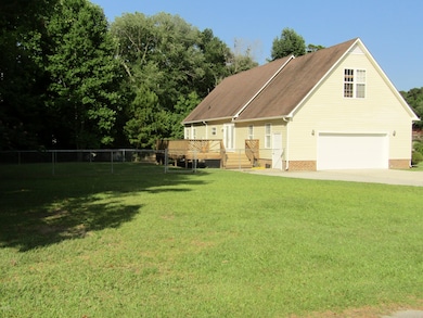 157 Linda Dr, Jacksonville, NC 28546 - photo 3