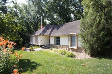 10513 W 70th Terrace, Shawnee, KS 66203 - photo 2