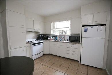 21 Nickerson St, Pawtucket, RI 02860 - photo 4