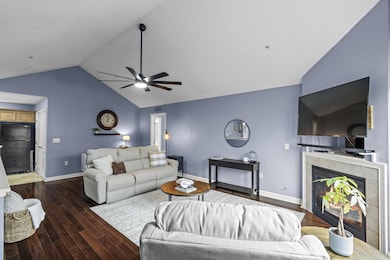 5078 Calais Dr unit 5078, Columbus, OH 43221 - photo 3