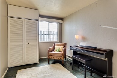 4545 88th Ave SE, Mercer Island, WA 98040 - photo 7