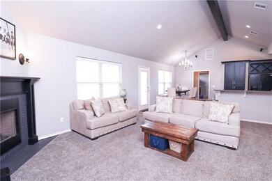 7003 Cherokee Crossing E, Warr Acres, OK 73132 - photo 6