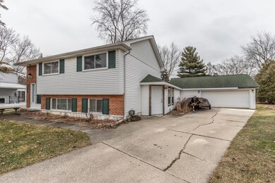 grimmfront3 (1 of 1)