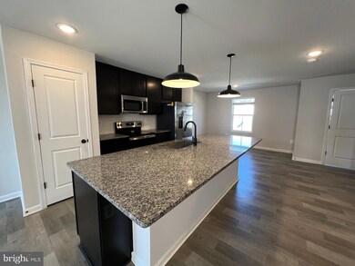 185 Perdiz Rd, Hedgesville, WV 25427 - photo 4