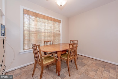 9337 Town Place Dr, Owings Mills, MD 21117 - photo 7