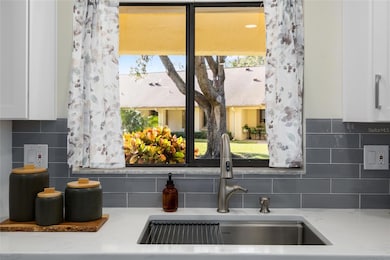 2561 Oakleaf Ln unit 40B, Clearwater, FL 33763 - photo 7