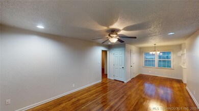 4148 S 38th West Ave, Tulsa, OK 74107 - photo 3