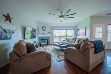 2834 Legends Crest Dr, Spring, TX 77386 - photo 3