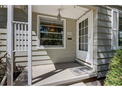 7067 N University Ave, Portland, OR 97203 - photo 3