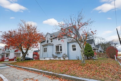 93 Parker St, Attleboro, MA 02703 - photo 3