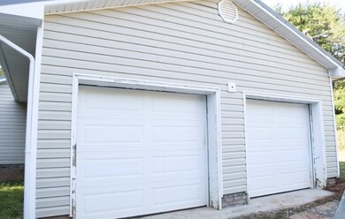 197 Roberts Ln, Jasper, TN 37347 - photo 3