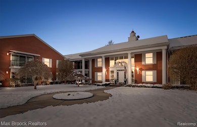 19710 W 13 Mile Rd, Beverly Hills, MI 48025 - photo 2