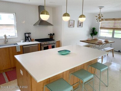 1009 S Brevard - Kitchen