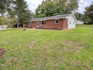 1 Pendleton Ct, Johnson City, TN 37601 - photo 3