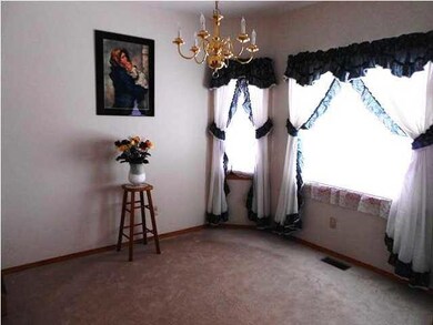 Formal Dining with baywindow