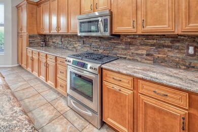 06 Kitchen Gas Stove
