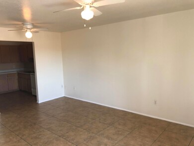 1832 N 31st Place unit 4, Phoenix, AZ 85008 - photo 5