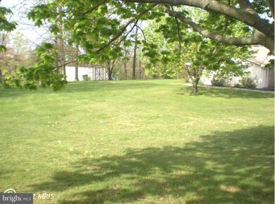 2244 Fisher Rd, Chambersburg, PA 17202 - photo 3