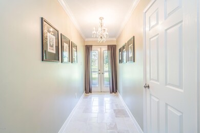 921BellevuePlantationInterior-1
