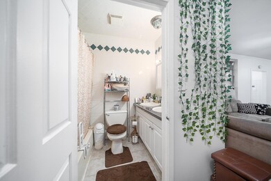 2787 Kennedy Blvd unit 104, Jersey City, NJ 07306 - photo 2