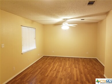 203 S Mitchell St unit 5, San Marcos, TX 78666 - photo 3