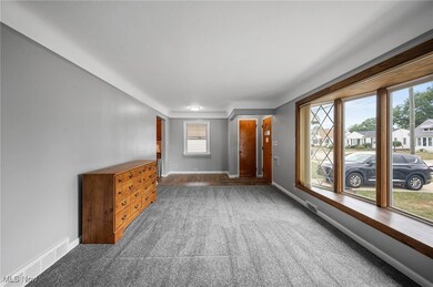 30240 Truman Ave, Wickliffe, OH 44092 - photo 7