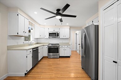 6 Bertha St, Hudson, MA 01749 - photo 3