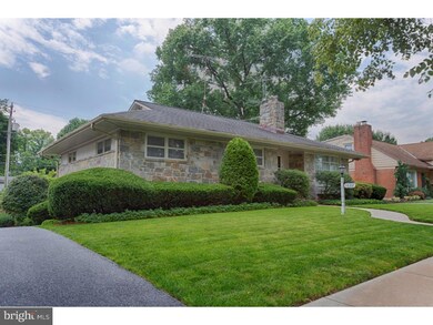 1622 Dauphin Ave, Reading, PA 19610 - photo 2