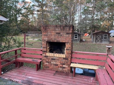 7501 Rhodes Dr, Windsor, VA 23487 - photo 6