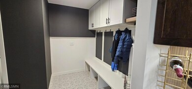 686 Wheaton Ave, Saint Paul, MN 55113 - photo 6