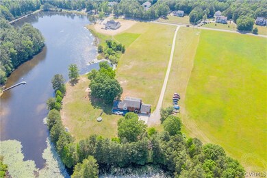 17301 Templeton Rd, Disputanta, VA 23842 - photo 2