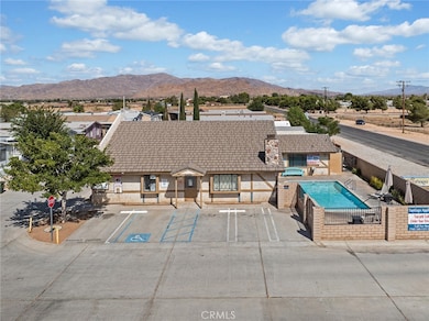 22020 Nisqually Rd unit 11, Apple Valley, CA 92308 - photo 4