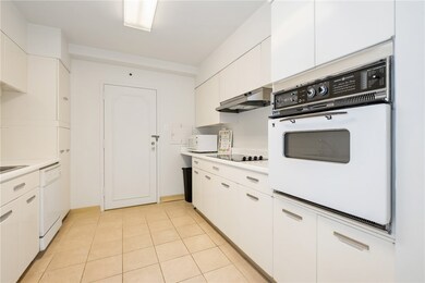 Electric Cooktop And Built In Wall Oven, Too!