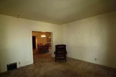 2004 Dixwell St, Davenport, IA 52802 - photo 6