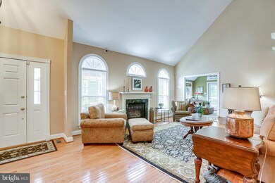 25615 Creek Run Terrace, Chantilly, VA 20152 - photo 6