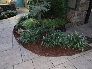 8 Lancaster Dr, Bella Vista, AR 72715 - photo 2