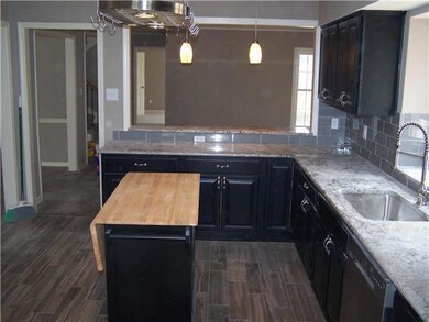 8300 Rosehill Rd, Lenexa, KS 66215 - photo 5