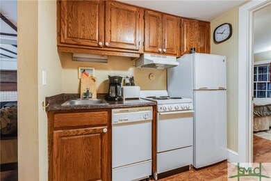 335 Whitaker St unit 1, Savannah, GA 31401 - photo 6