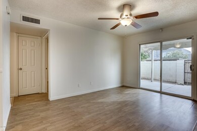 8014 N 32nd Ln-6