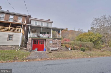 708 Center Ave, Jim Thorpe, PA 18229 - photo 2