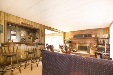831 Redstart Ct, Lackawaxen Township, PA 18428 - photo 6
