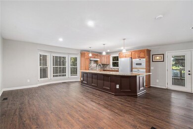 6216 Greenwood St, Shawnee, KS 66216 - photo 5