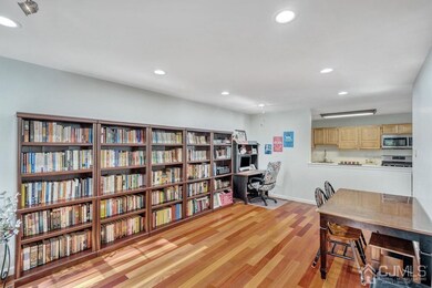 274 Vasser Dr unit 274, Piscataway, NJ 08854 - photo 7